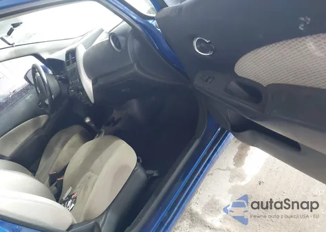 2015 Nissan Versa Note Sv z USA, uszkodzony, nr VIN 3N1CE2CP5FL440510